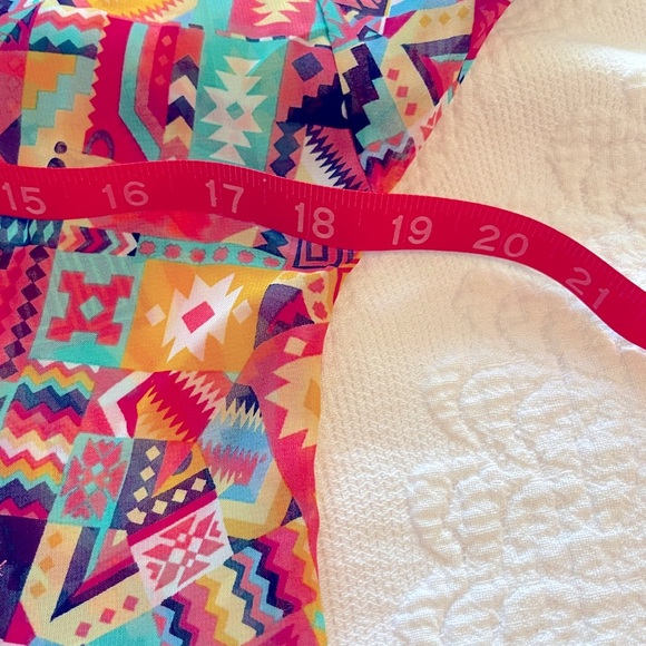 Lularoe women’s duster size small multi color - Picture 6 of 7